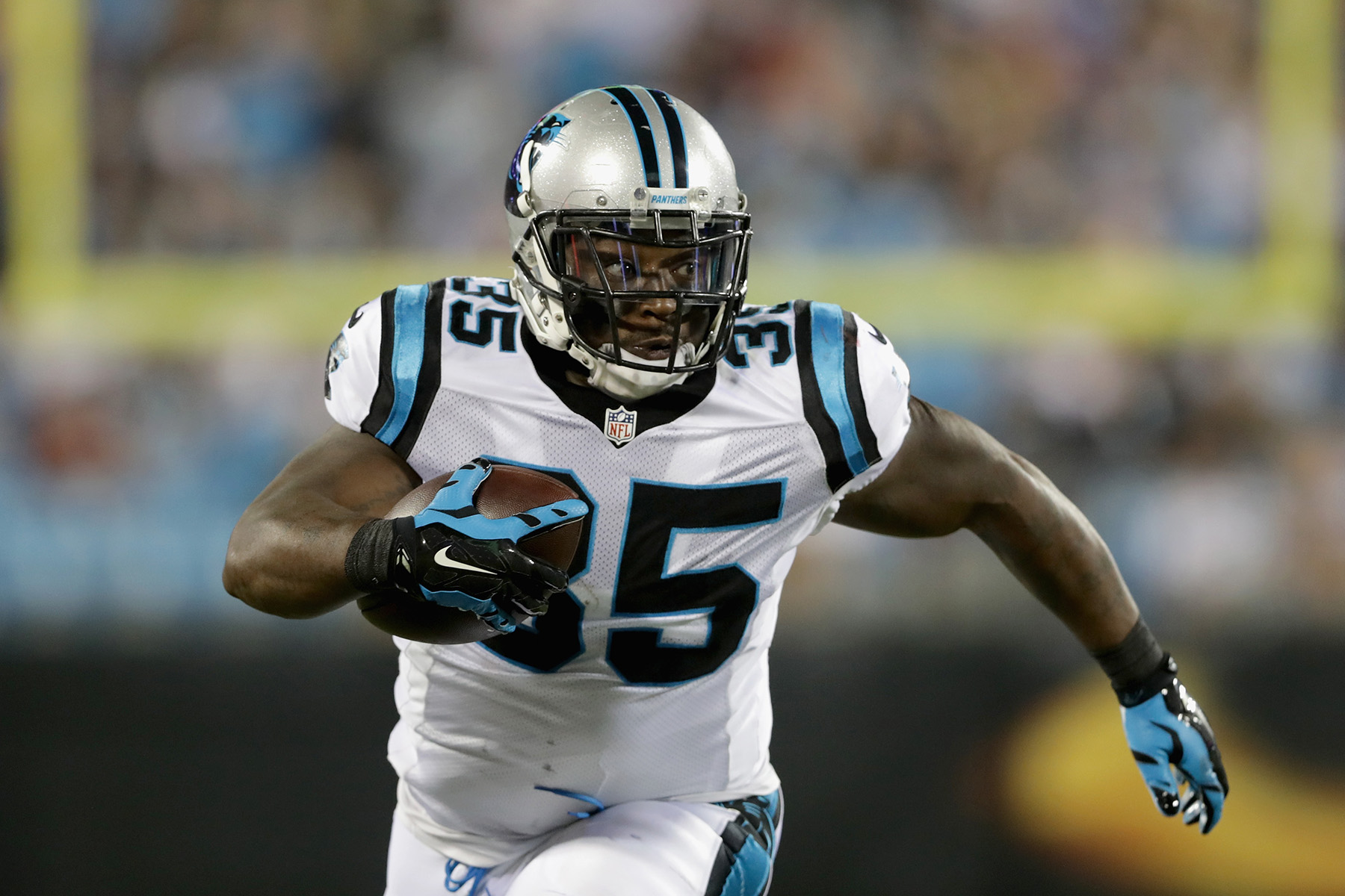 Fitness Chain Signs Former NFL ProBowl Player to Open a