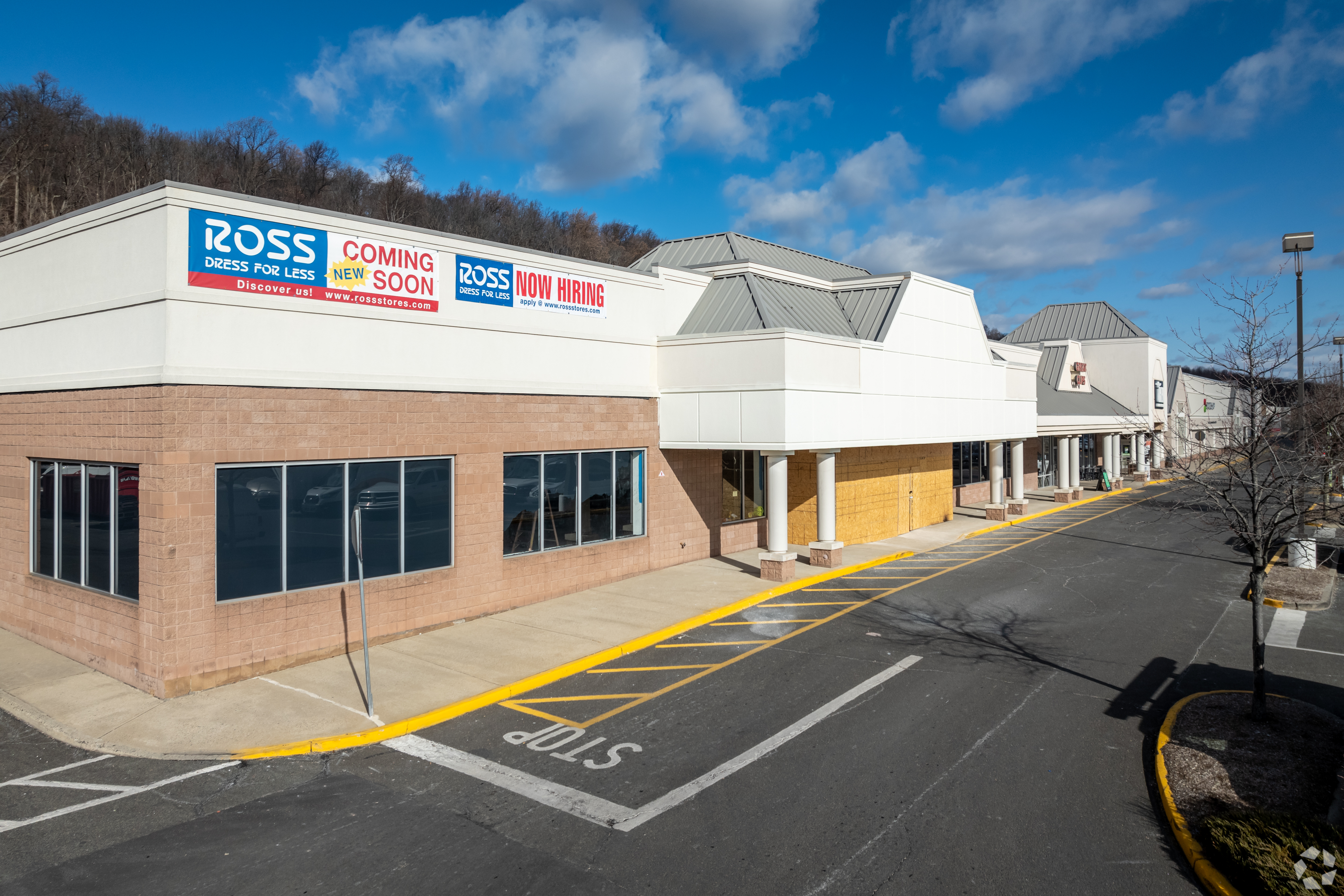 Several Ross Dress for Less stores will open Saturday, including one at the Watchung Square Mall in New Jersey. (James Hooker/CoStar)