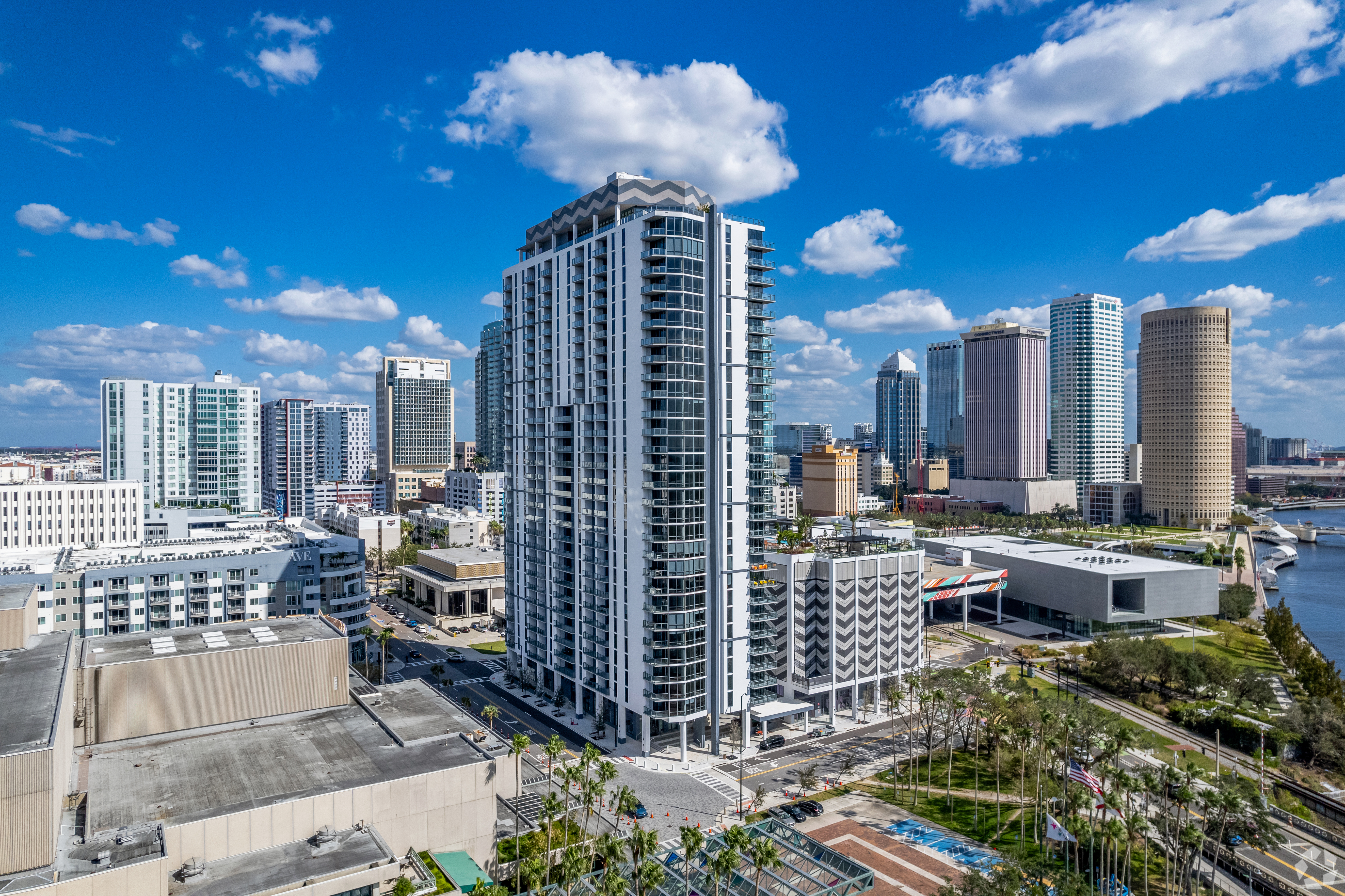 The AER Apartments in downtown Tampa. (CoStar)