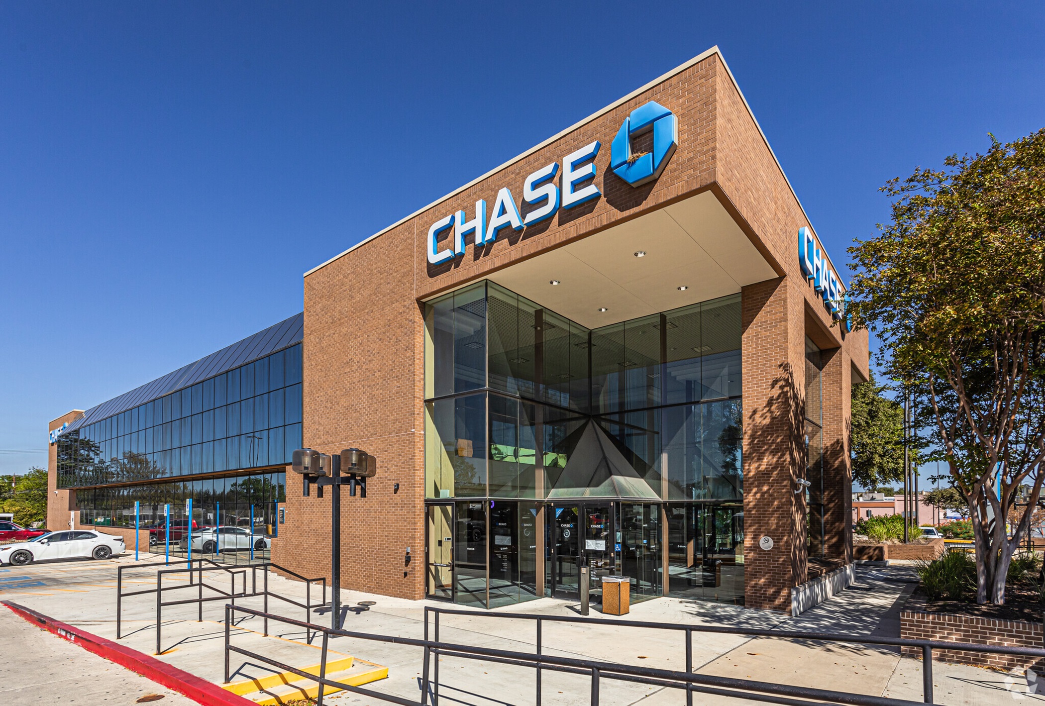 JPMorgan Chase and Wells Fargo say troubled loans on office buildings will remain a problem into the foreseeable future. (CoStar)