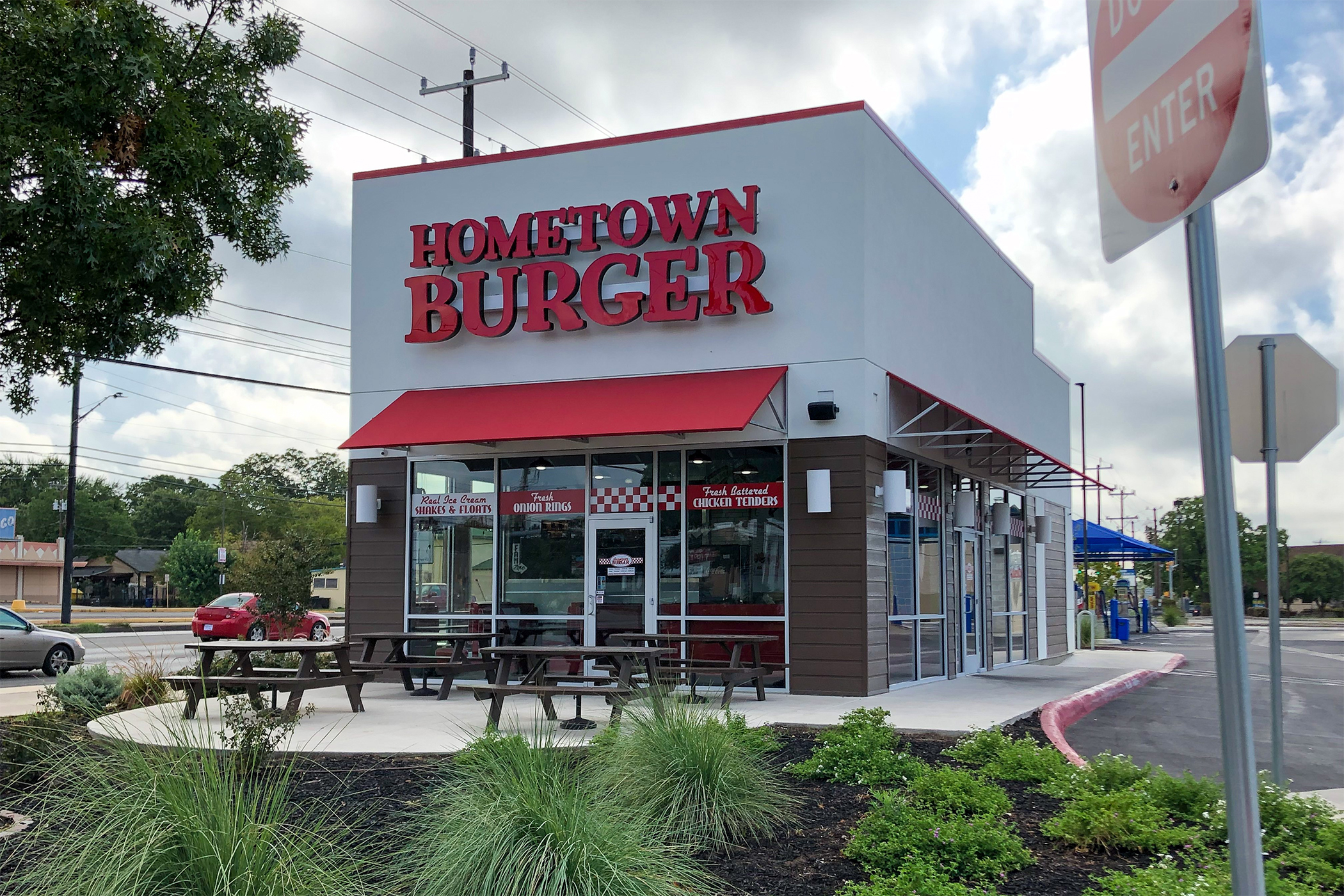 Hometown Burger has abruptly shut down all of its San Antonio locations. (CoStar)