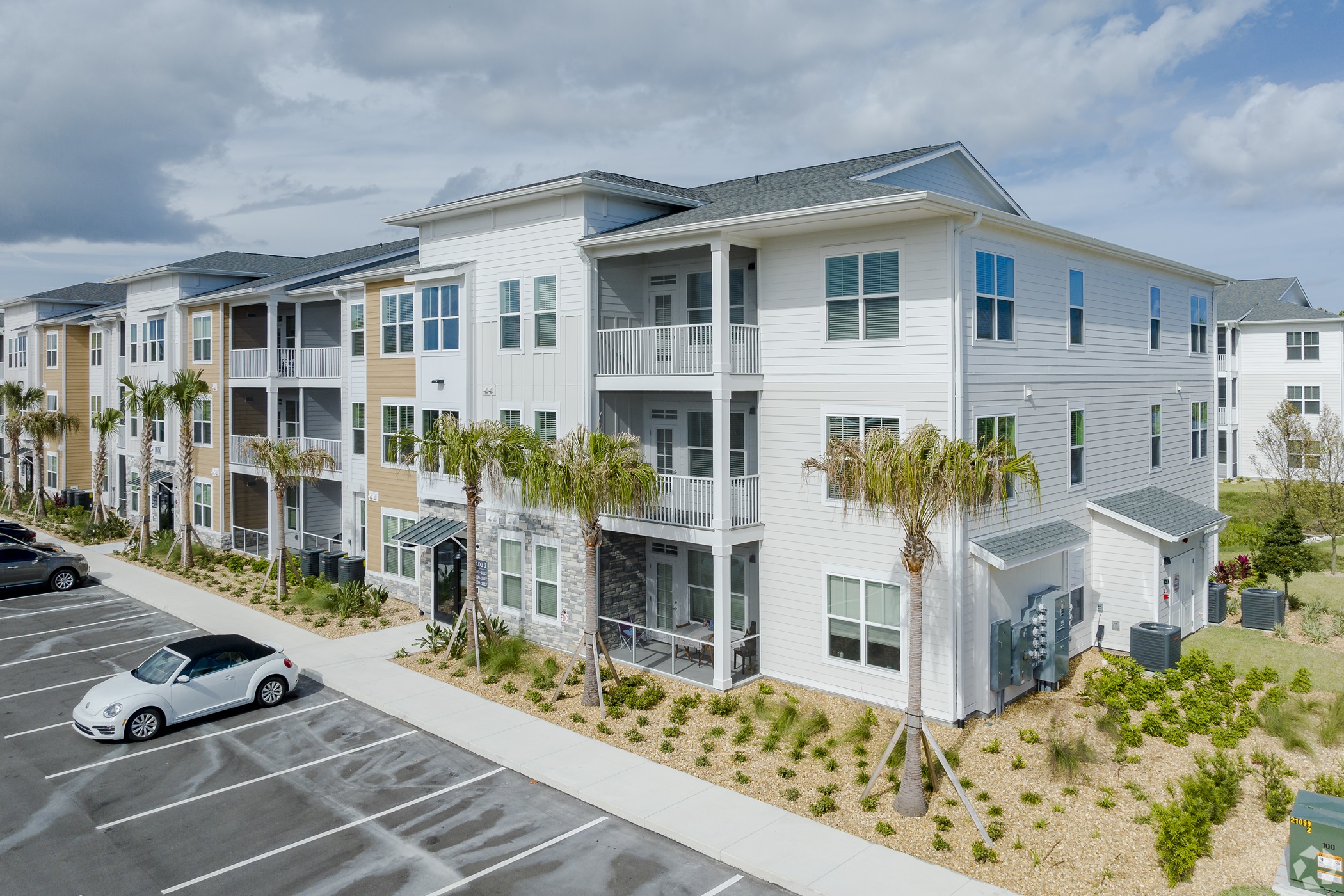 Thompson Thrift recently completed the 300-unit Drift in Daytona Beach, Florida, pictured. (CoStar)