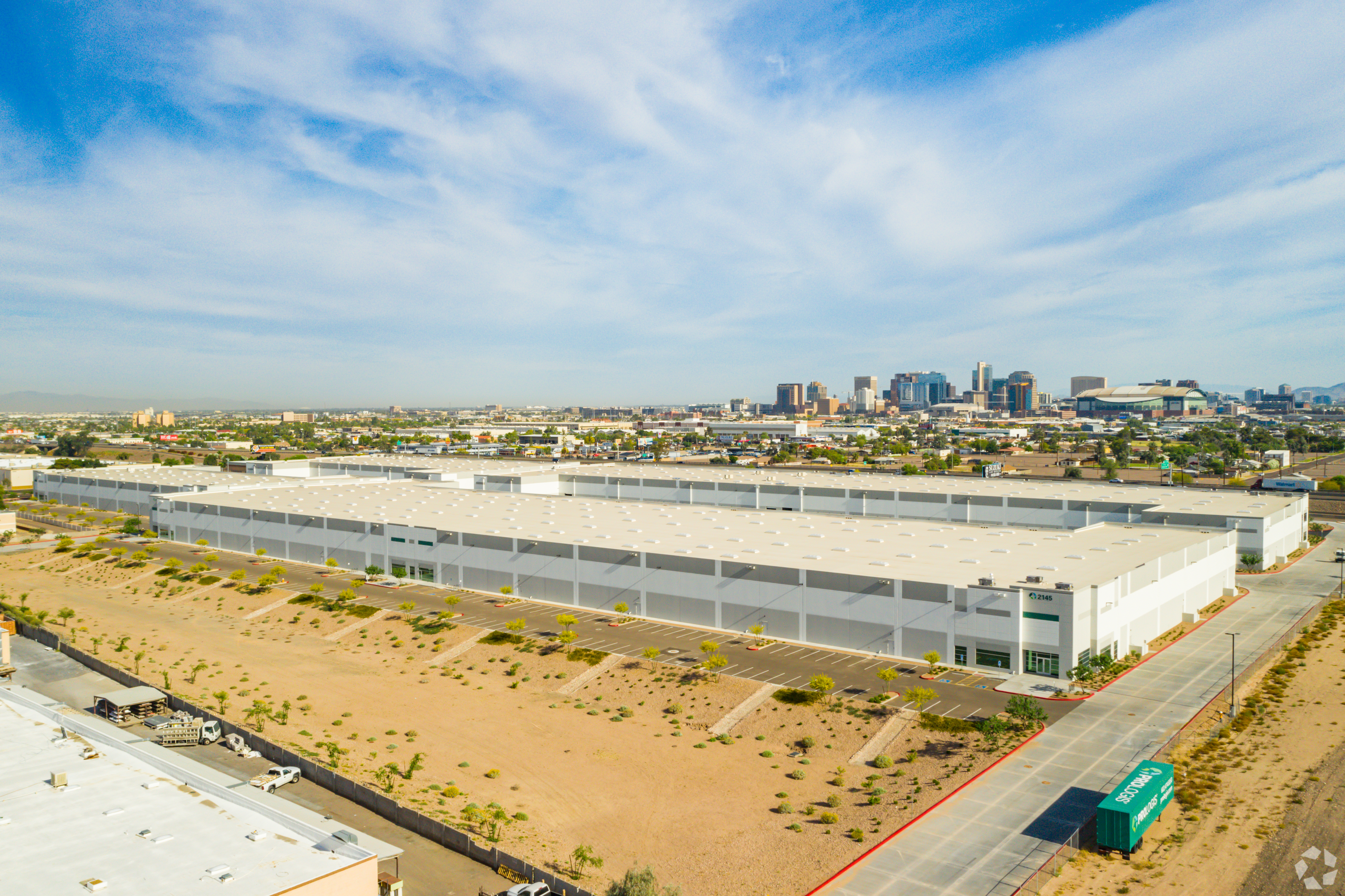 The Prologis I-17 Logistics Center sits on a stretch of land just north of the Salt River, about two miles from downtown Phoenix, which can be seen in the background. (CoStar)