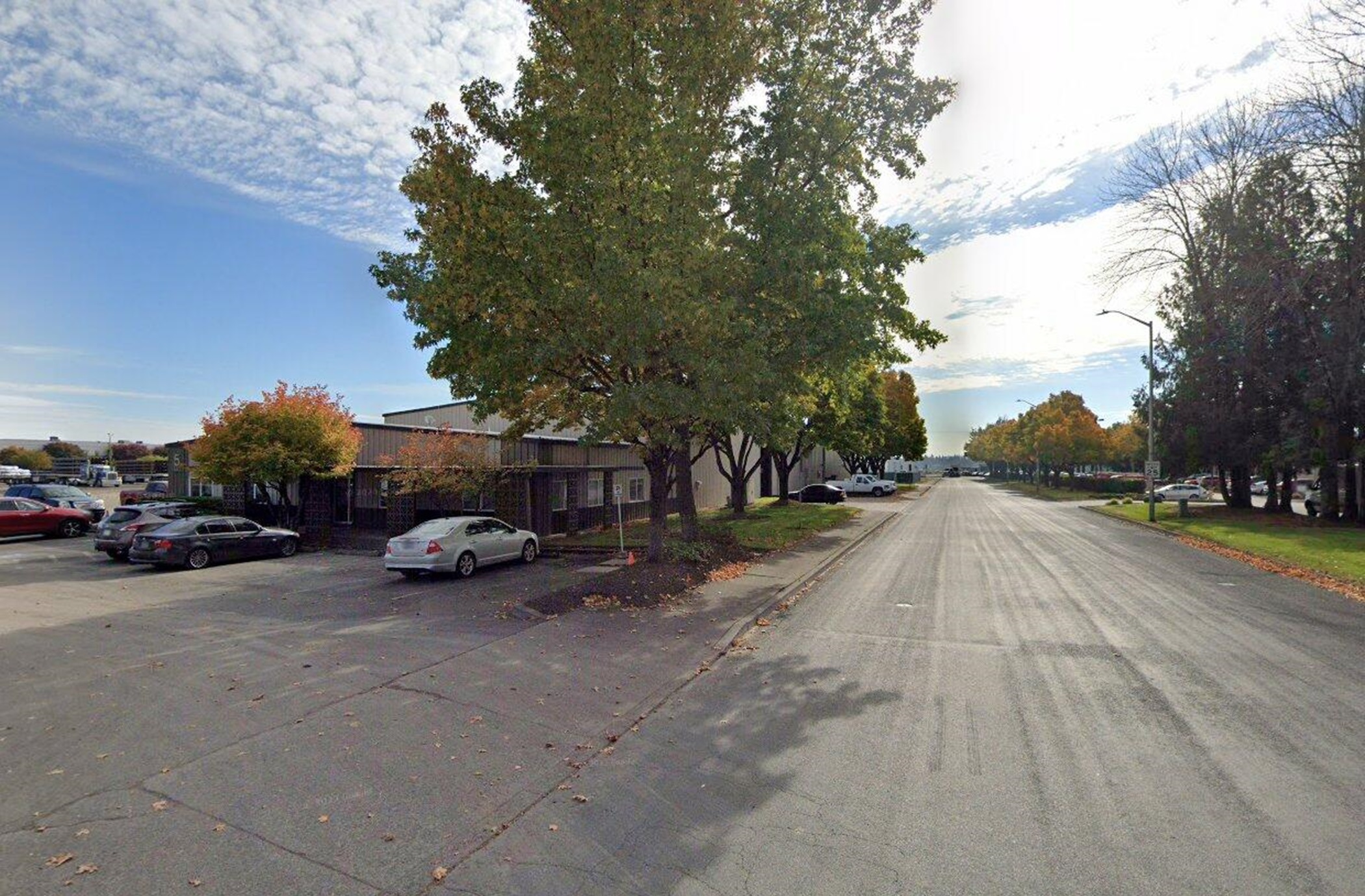 The industrial site at 503 SE Maritime Ave. in Vancouver, Washington, spans 128 acres. (CoStar)