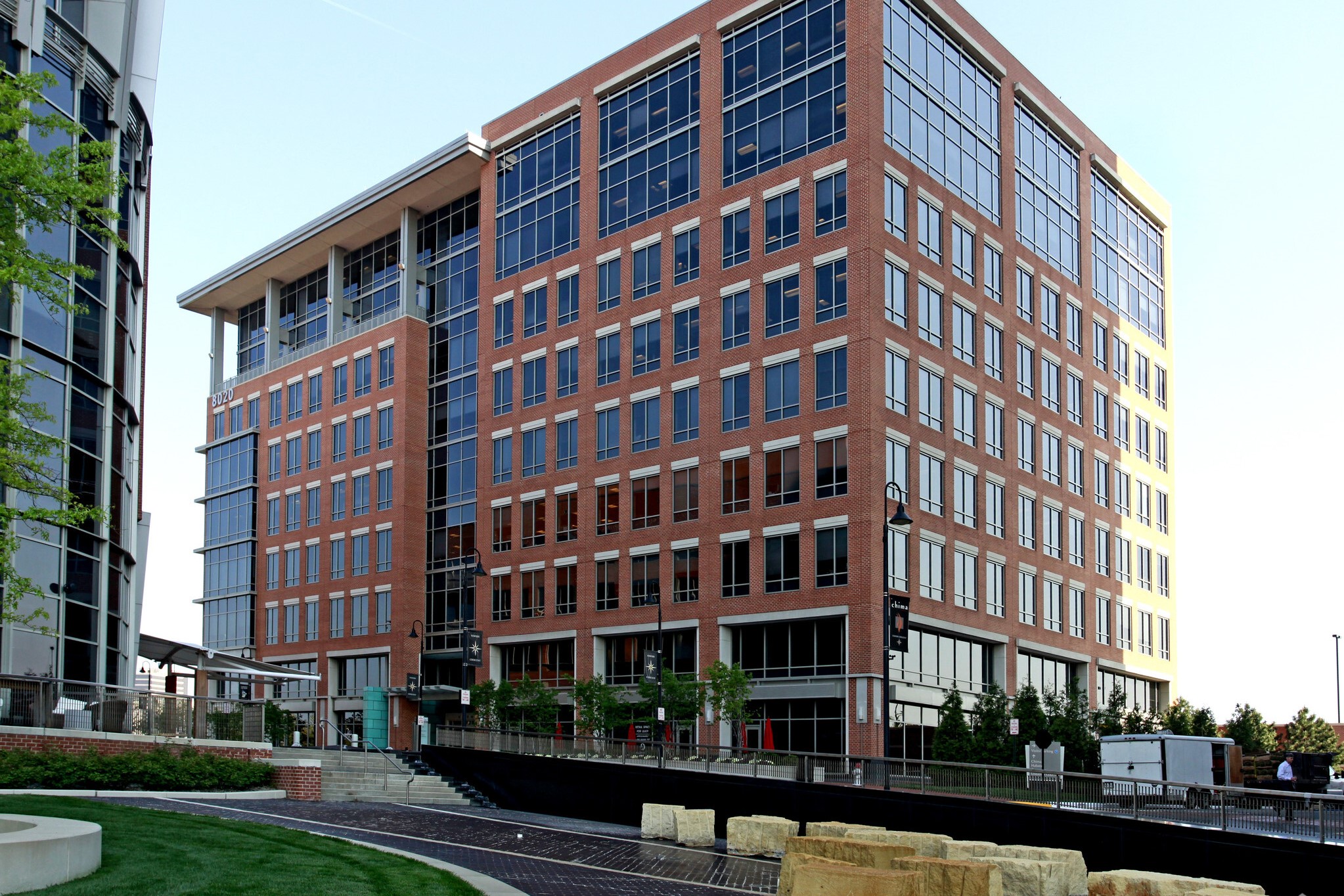 Capital One has leased the majority of a nine-story Vienna, Virginia, office building since 2012. (CoStar)
