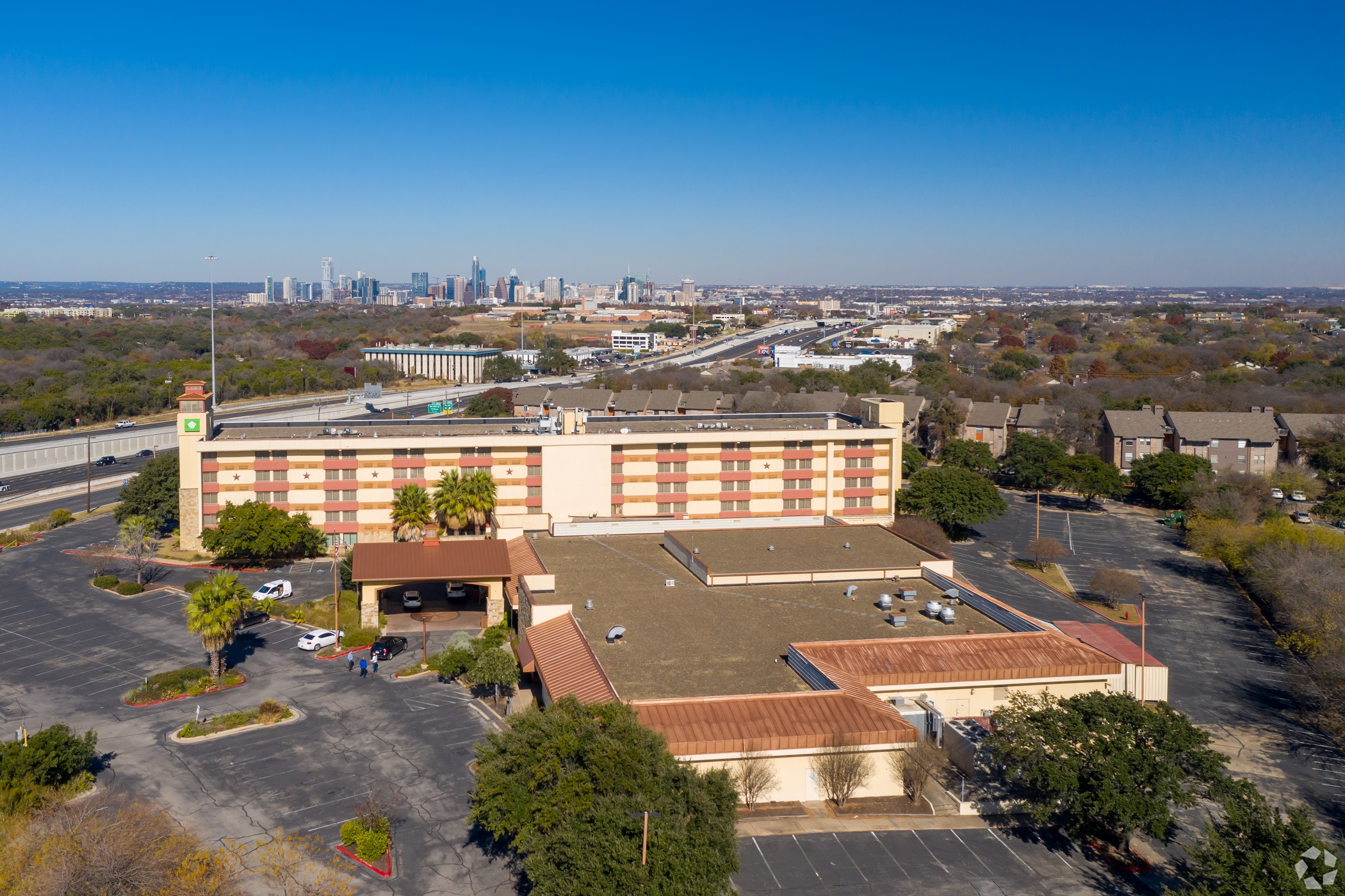 Dreamliner Global Buys Hotel Near St. Edward's University in Austin