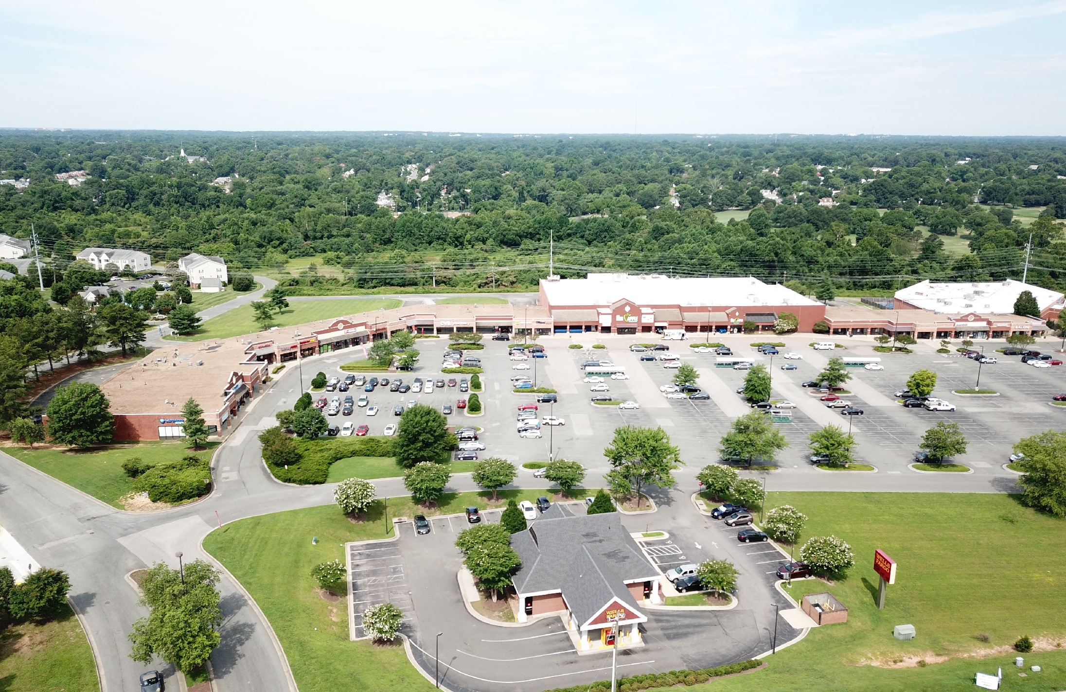 Feed More Signs Deal to Anchor Brook Run Shopping Center in Richmond