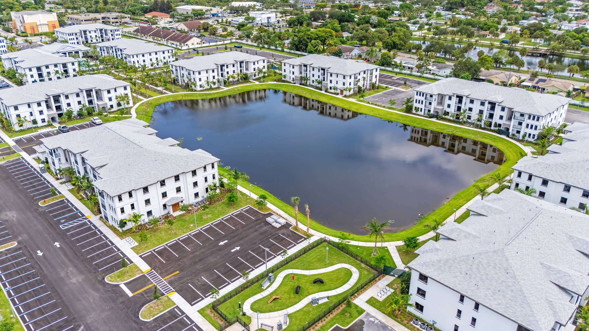 Edera Palm Springs is already 60% leased. (Mast Capital)