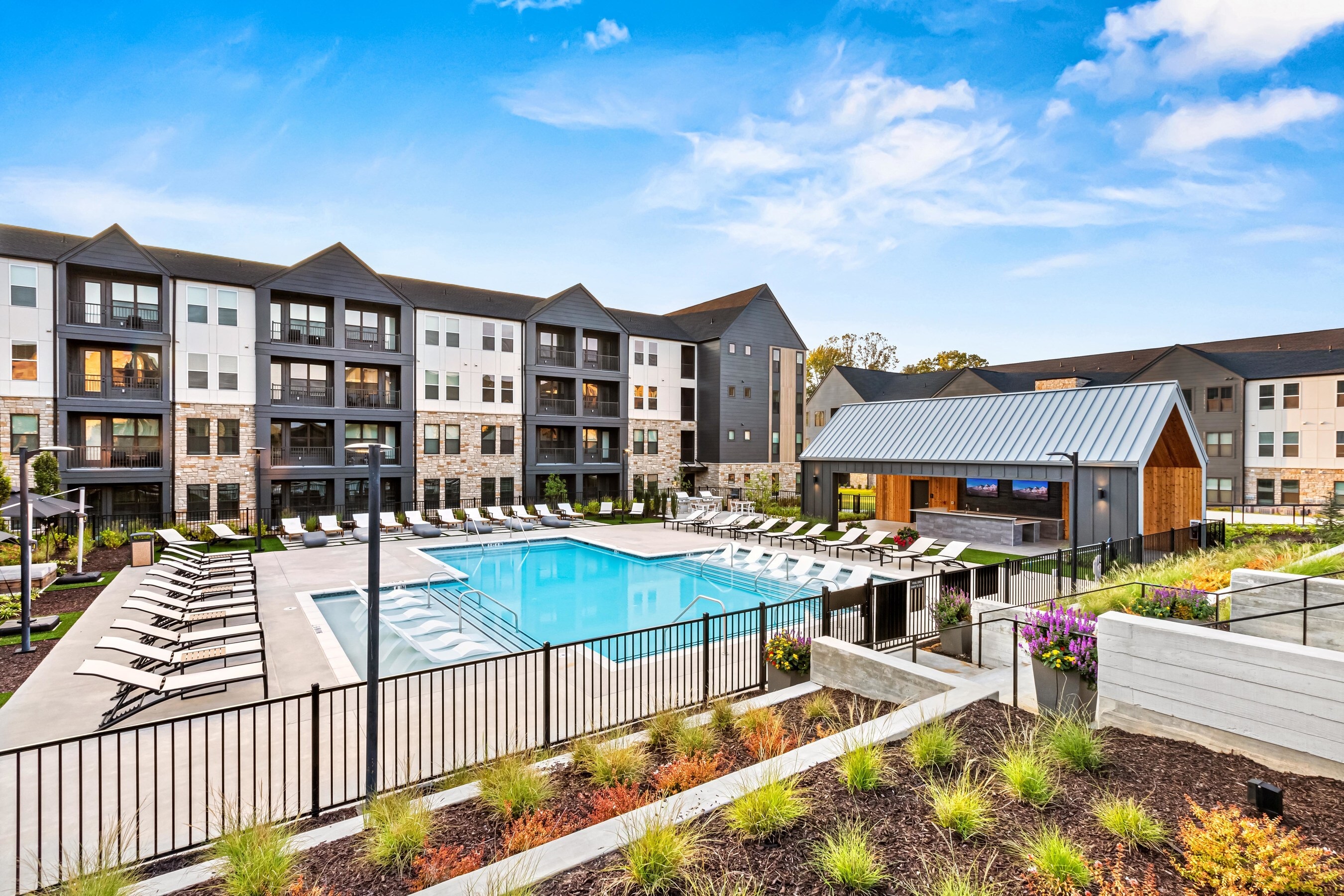 Dynamik Design is the architect behind the 288-unit Oslo. (McShane Construction Co.)